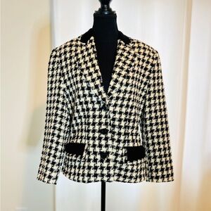 Stylish Houndstooth Women's Wool Blazer